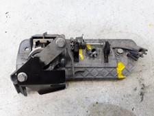 GENUINE 2010 VOLKSWAGEN CADDY  2K0.827.565.J REAR DOOR HANDLE