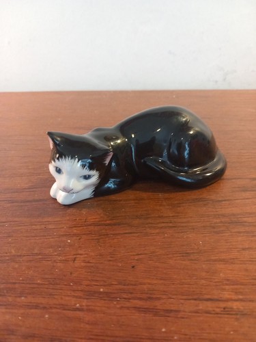 Just cats pottery - &, co