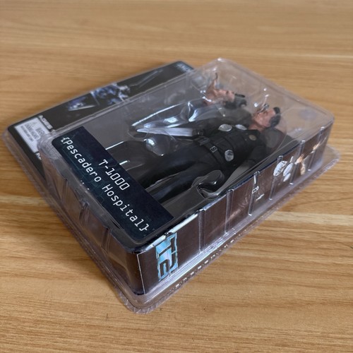 Neca 2010 terminator - neca,