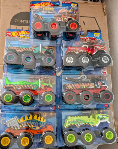 Hot wheels monster trucks - hot, big