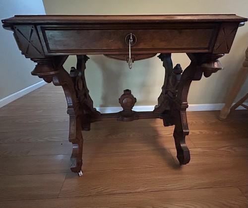 Antique walnut leather - walnut, leather-top