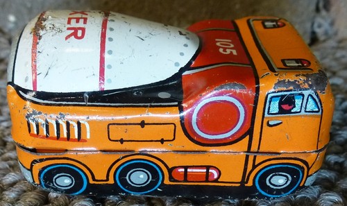 Cement mixer 105 wind up - up, toy