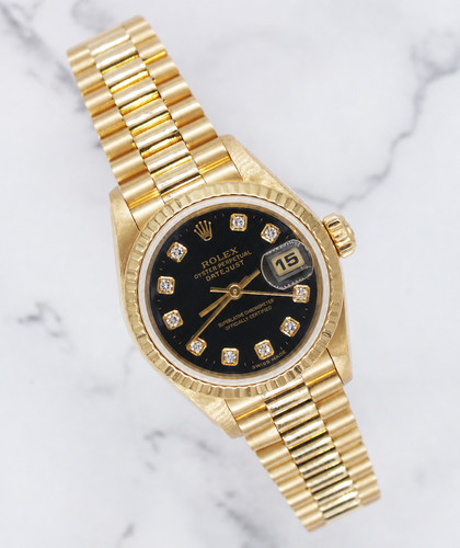 Stunning ladies 18ct gold - stunning,