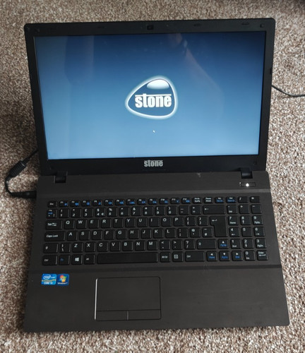 Clevo w550eu stone nt310 - stone, i3