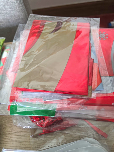 Mixed brands christmas foil - mixed,