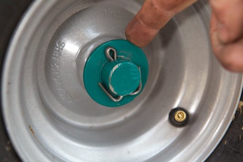 Wheel and tyre for - and,