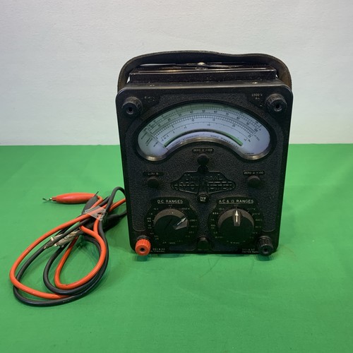 Vintage universal avometer - universal,