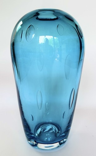 Heavy art glass - art, vase