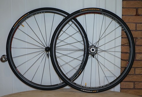 1345 grams pair - pair, of