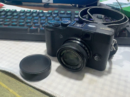 Fuji x10 black - x10, 12