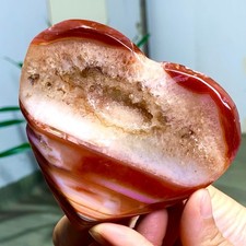 189G Natural red agate heart shaped quartz crystal gem mineral specimen