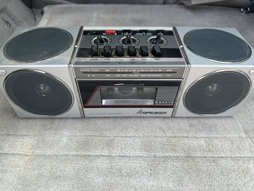 Vintage 1980s sanyo stereo - vintage,