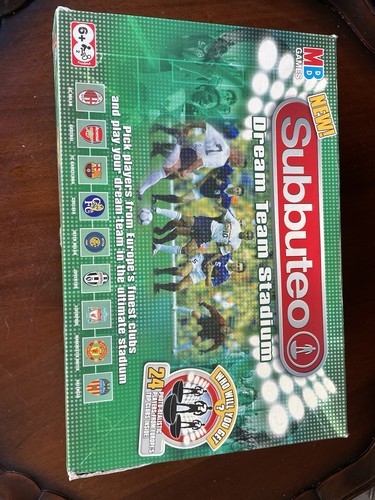 Subbuteo dream team football - team,
