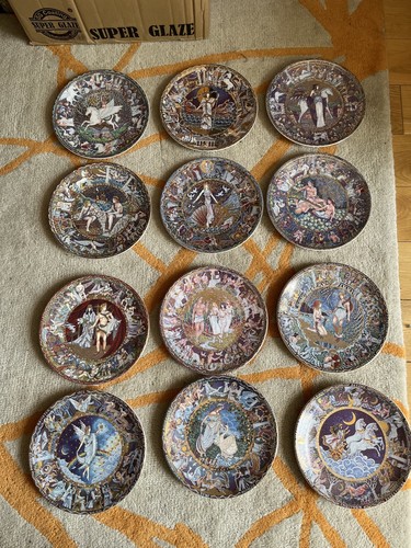 Royal worcester legends - worcester, of
