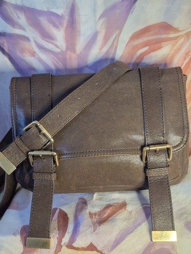 Pied terre brown leather - à,