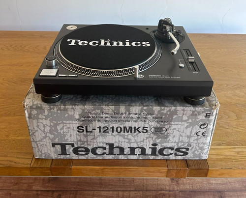 Technics 1210 mk5