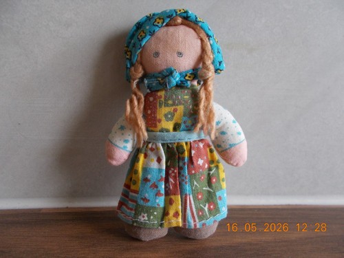 Vintage hollie hobby rag doll - hollie,