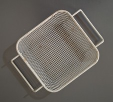 Square Maggot Castor Bait Riddle 16.5 x 16.5 cm With 3mm Holes / Wire Mesh