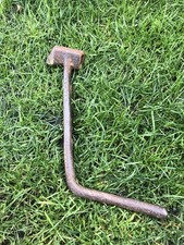 Starting Handle Stationary