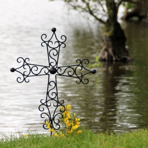 Black silver wrought iron - or,