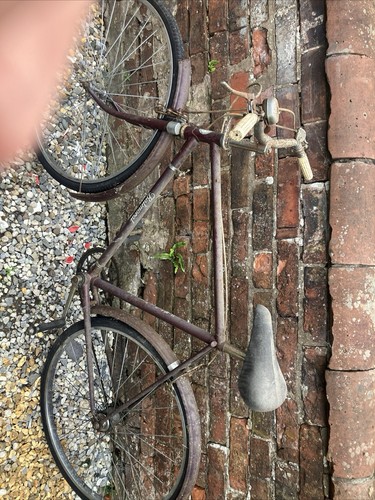 Vintage green hercules bike - green,