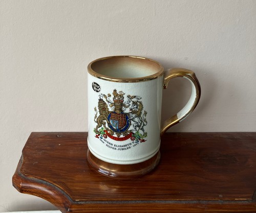 Vintage arthur wood ceramic - vintage,