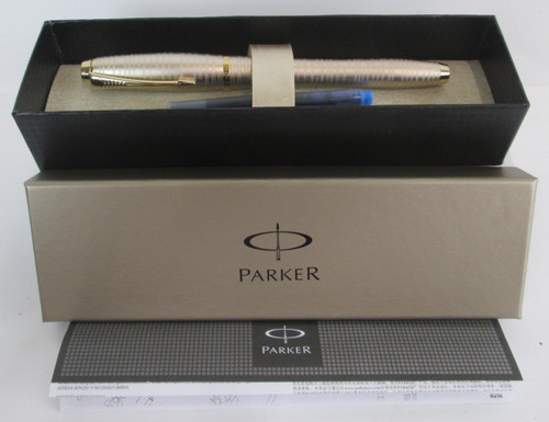Parker urban premium golden - parker,