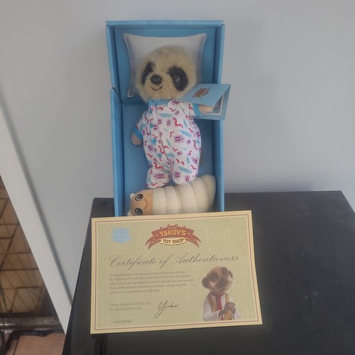 Baby oleg meerkat - oleg,
