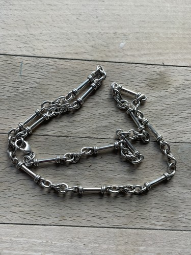 Trombone knot silver - &,