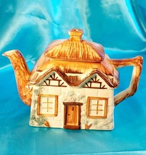 KEELE STREET POTTERY COTTAGE