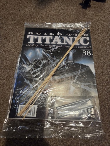Titanic hachette 200 build - titanic,