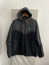 NIKE TECH WINDRUNNER Black &
