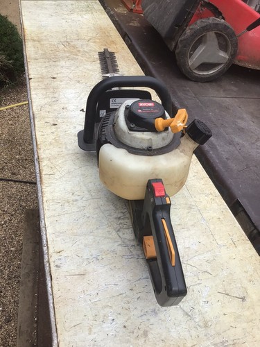 Ryobi htk 2360mt - hedge, trimmer