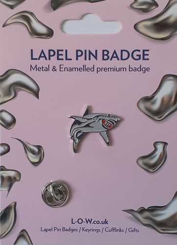 Great white shark lapel - great,