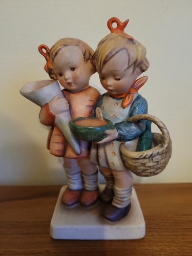 Vintage goebel hummel figurine - goebel,