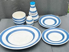 VINTAGE SET OF CHEF WARE STAFFORDSHIRE IRONSTONE BLUE AND CREAM PLATES BOWLS ETC