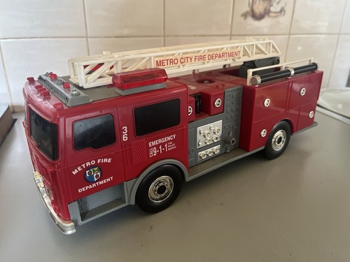 Vintage retro tonka metro - vintage,