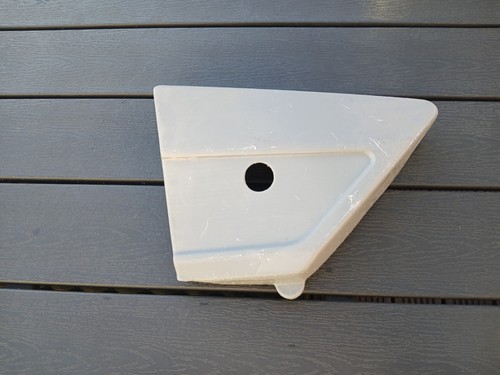 Suzuki gt250 side panel - gt250,