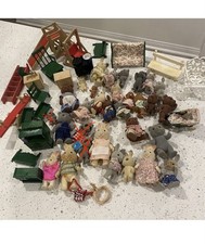Lot 1985 Epoch Calico Critters