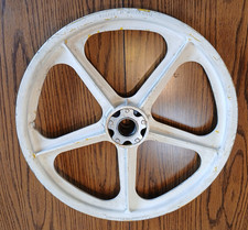 (1) Orphan Vintage BMX Skyway