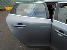 16 VOLVO V40 MK2 2.0 SE