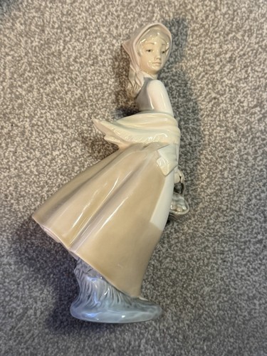 Beautiful nao lladro - beautiful,