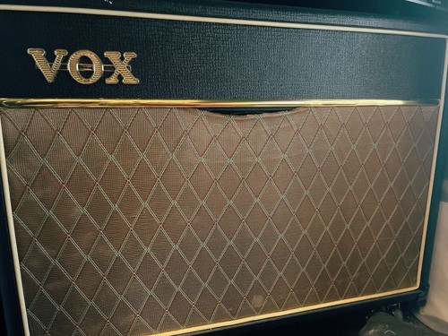Vox guitar amplifier - ac-15,