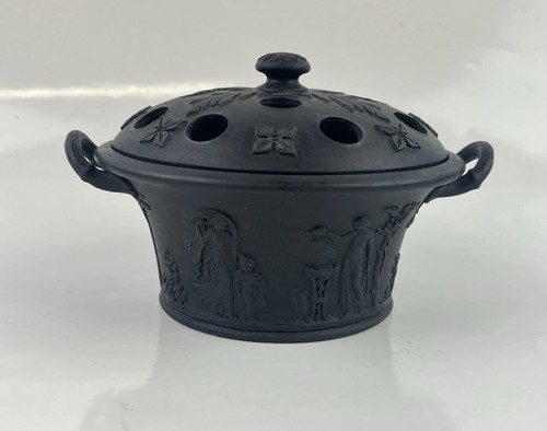 Wedgwood black basalt - wedgwood,