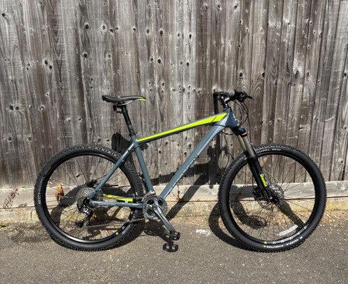 Saracen mantra mountain bike