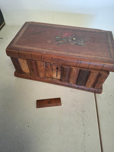 Antique vintage serrento olive - antique,