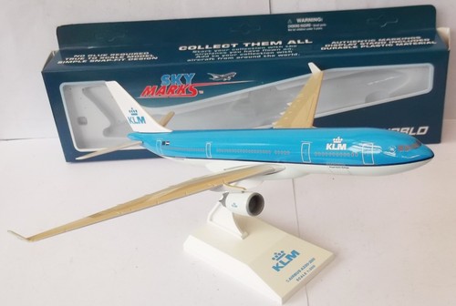 Sky marks airbus - a330-200,