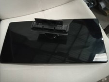TV STAND FOR 32” SAMSUNG PLUS FITTING SCREWS MODEL LE32A556P1F