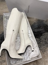 RUSSELL & BROMLEY HALTON