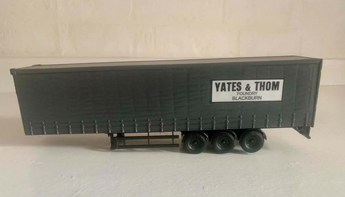 Corgi modern trucks - , curtain